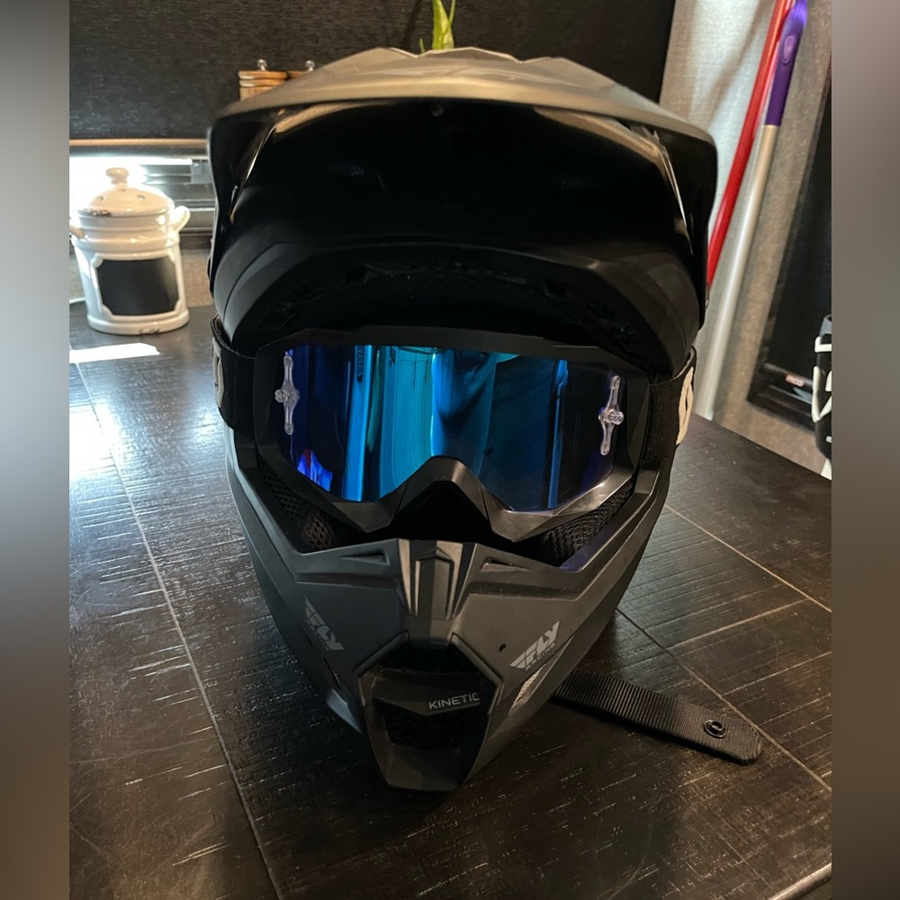 Motorcross helmet